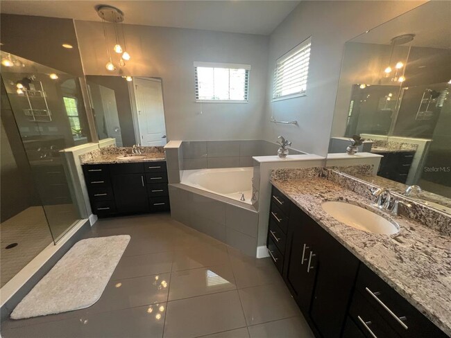 Building Photo - 7689 Toscana Blvd