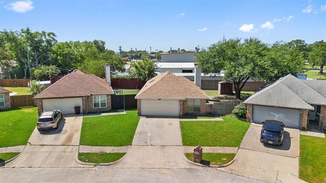 Building Photo - 1401 Landmark Ct