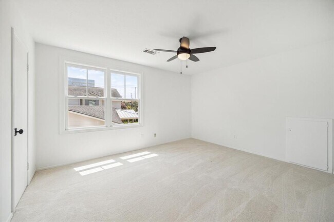 Building Photo - 12727 Kingsride Ln