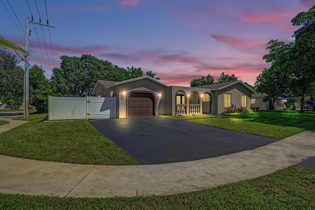 Building Photo - 6411 SW 6th St