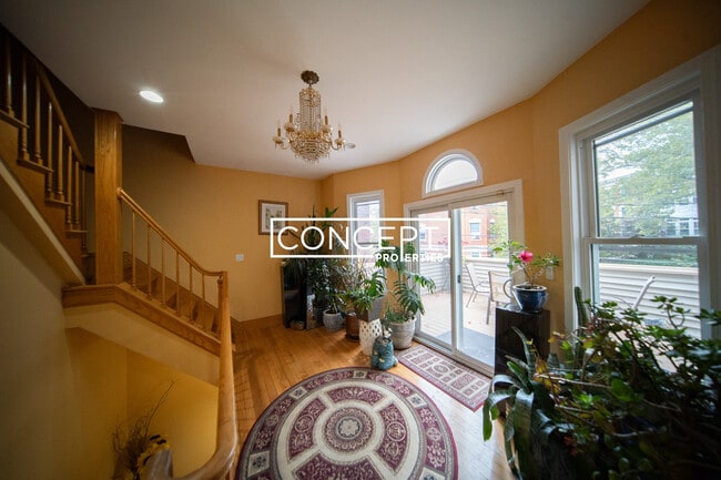 Building Photo - 208 Rawson Rd