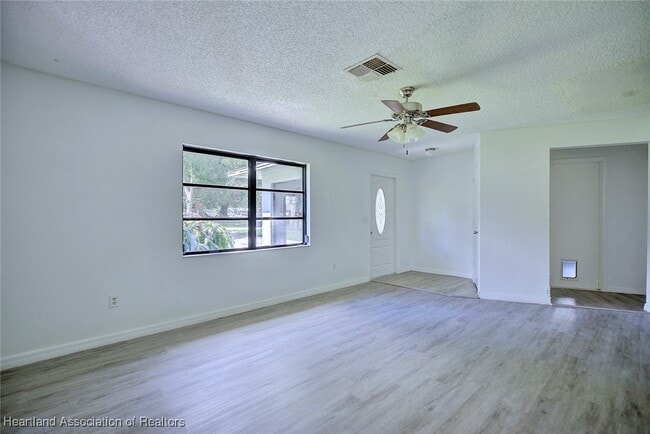 Building Photo - 640 Placid Lakes Blvd