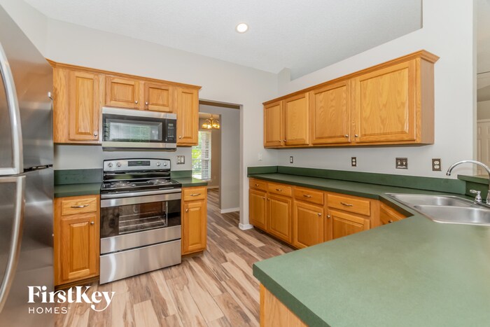 Building Photo - 9759 Redbird Creek Dr