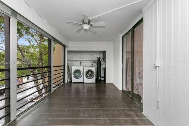 Building Photo - 20291 NE 30th Ave