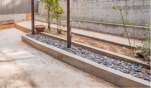 Building Photo - 4808 Vía Colina