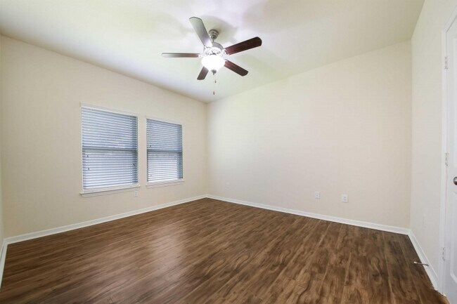 Building Photo - 14002 Madrigal Ln