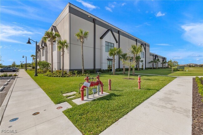 Building Photo - 20088 KIngmont Dr