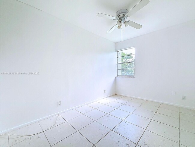 Building Photo - 8911 NW 28th Dr