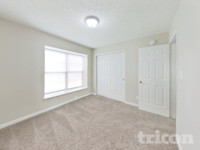 Building Photo - 8439 Bentonville Pl