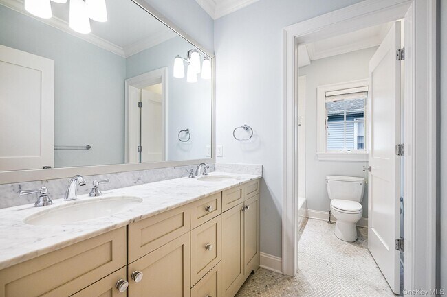 Building Photo - 63 Grapal St