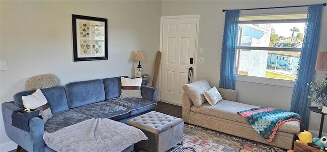 Building Photo - 3775 59th Ave W