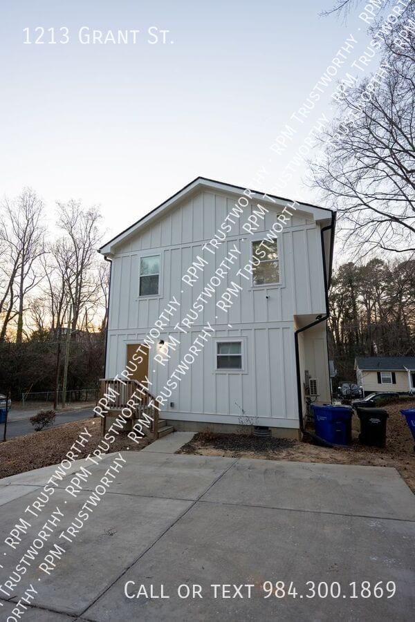 Building Photo - 1213 Grant St