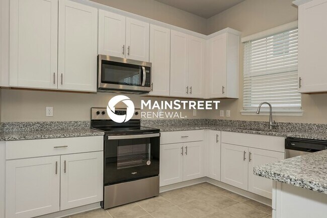 Building Photo - 3 Bedroom Pet-Friendly Home in New Smyrna ...