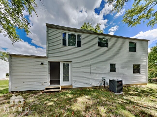 Building Photo - 1279 Glenview St
