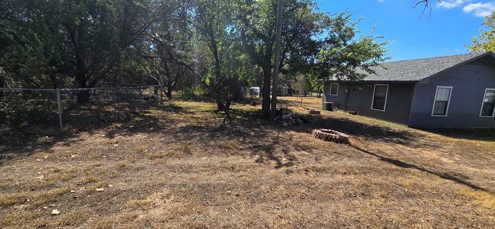 Building Photo - 591 Bosque Bend Ln