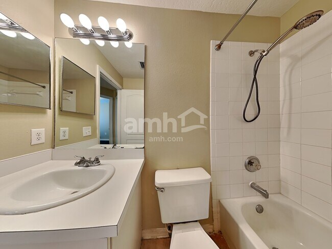 Building Photo - 518 Napa Valley Cir