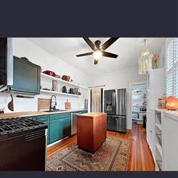 Building Photo - 1835 Young Ave