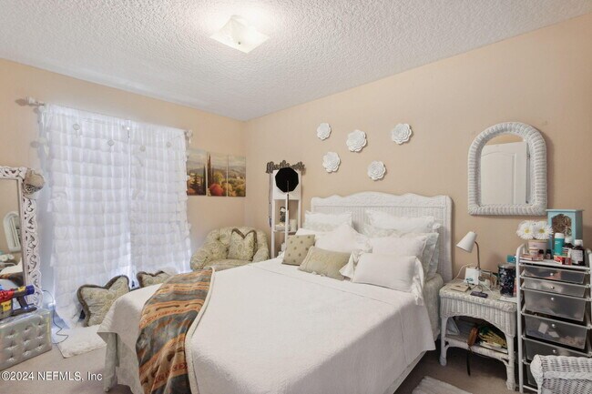 Building Photo - 3246 Millpond Ct