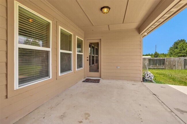 Building Photo - 18755 Wichita Trail