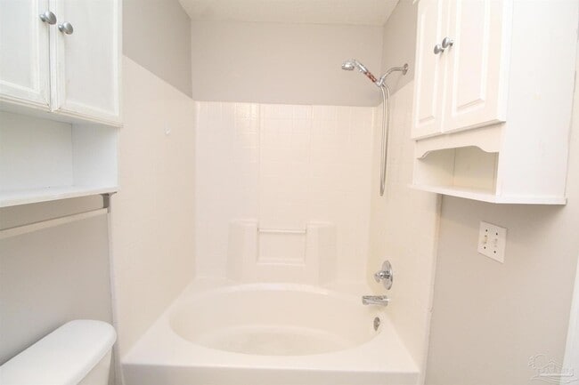 Building Photo - 7680 Chablis Cir