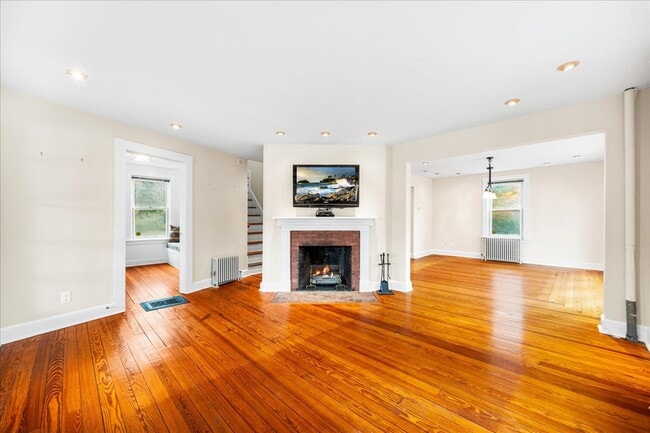 Building Photo - 28 Palmer Neck Rd