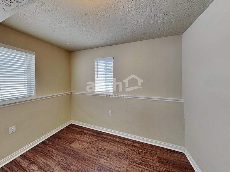 Building Photo - 326 S 1530 E