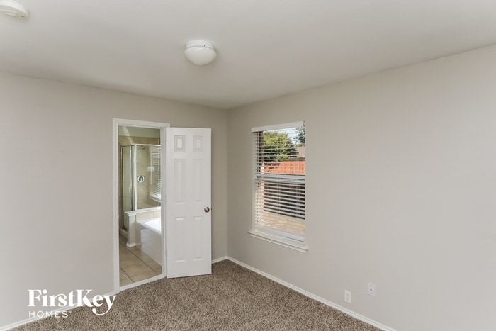 Building Photo - 203 Bear Trail