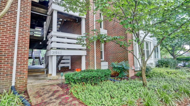 Building Photo - 3151 Covewood Ct