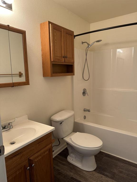 Building Photo - 103 Juniper Pl