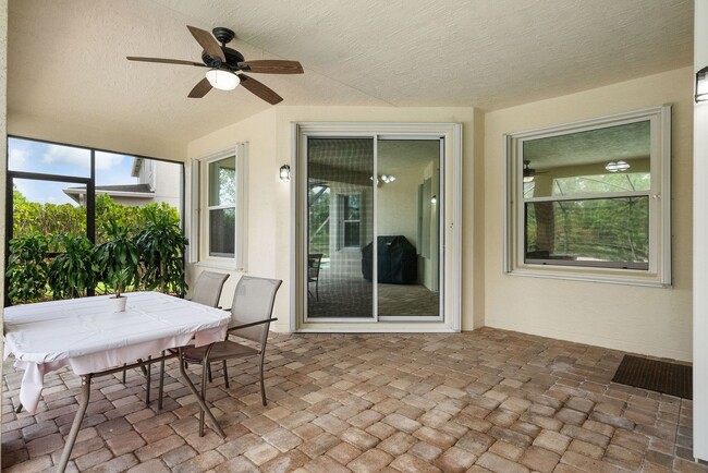 Building Photo - 4/2 Copperleaf POOL home in Palm City!!