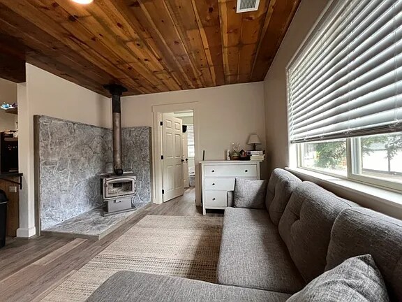 Building Photo - 61555 SE Alstrup Rd