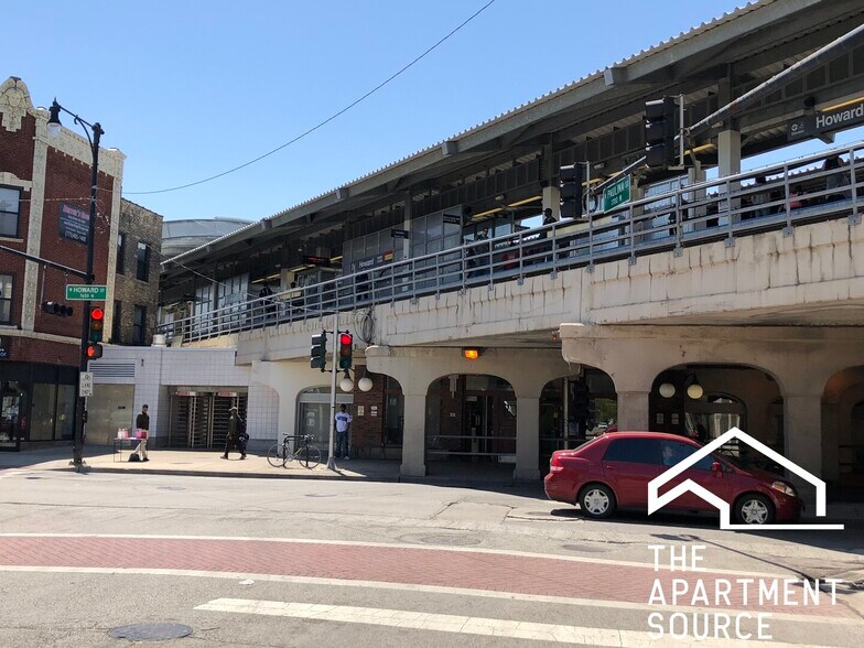 Building Photo - 7606 N Paulina St