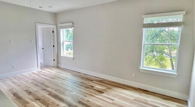 Building Photo - 9905 Excaliburs Ct