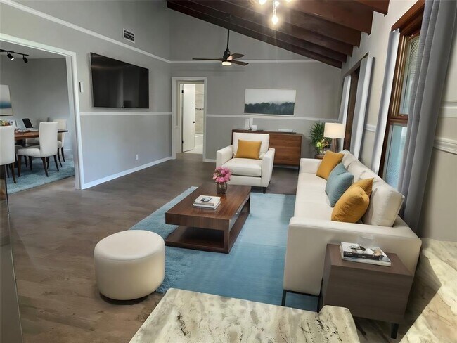 Building Photo - 605 Kentshire Cir