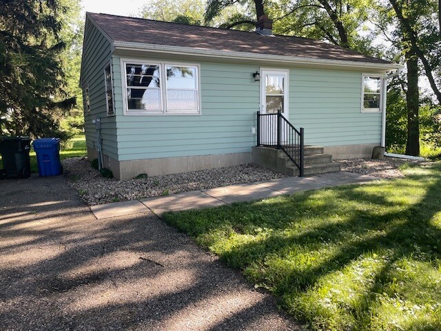 Beautiful area - 7127 Elderberry Rd