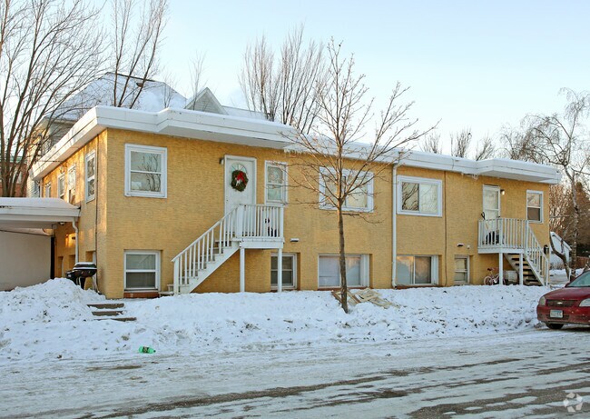Primary Photo - 654 Stryker Ave