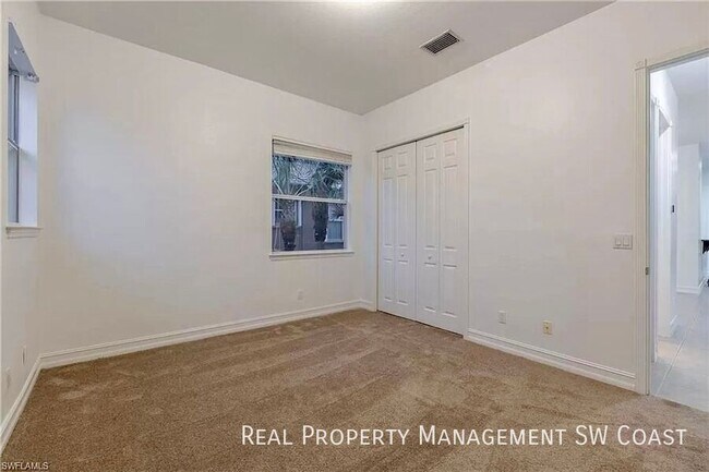 Building Photo - 7210 Bergamo Way