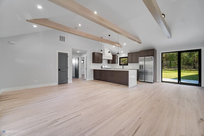 Building Photo - 66 Mionske Dr