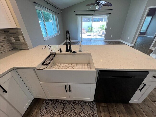 Building Photo - 8509 Bella Way