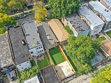 Building Photo - 1019 N Springfield Ave