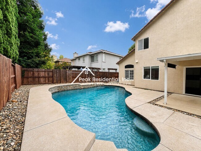 Building Photo - 437 Anacapa Dr