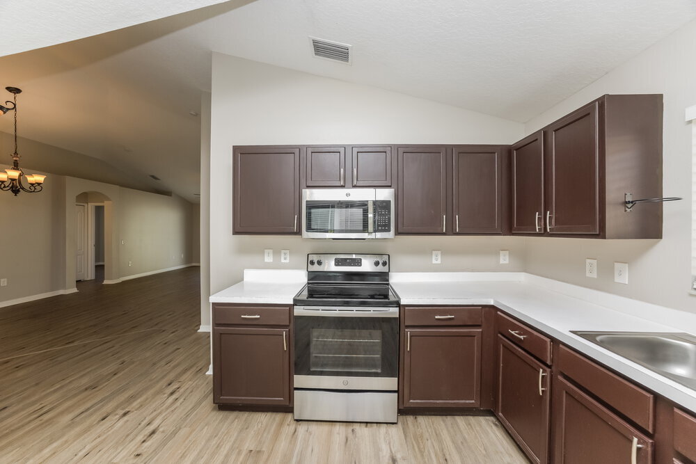 Building Photo - 12724 Lake Vista Dr