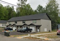 Building Photo - Huegel - 804 SE First Street