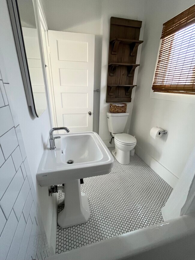 Building Photo - 3228 S Carolina St