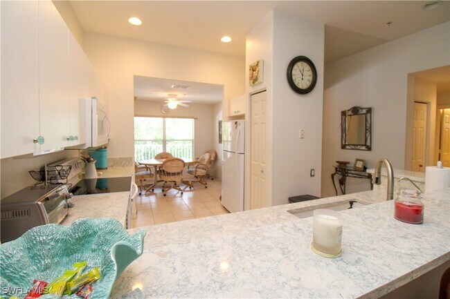 Building Photo - 1045 Tarpon Cove Dr