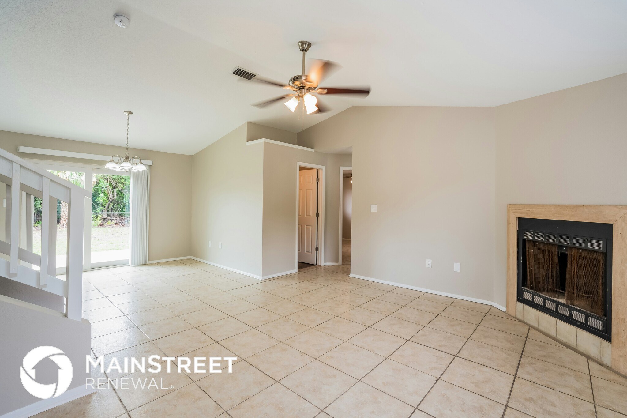 Building Photo - 1043 Cazenovia St