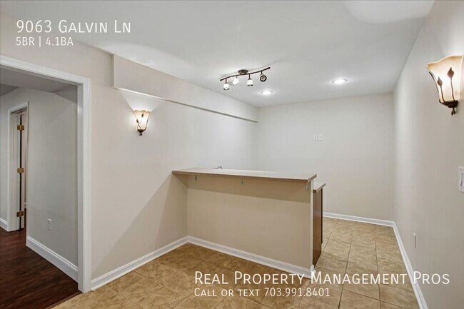 Building Photo - 9063 Galvin Ln