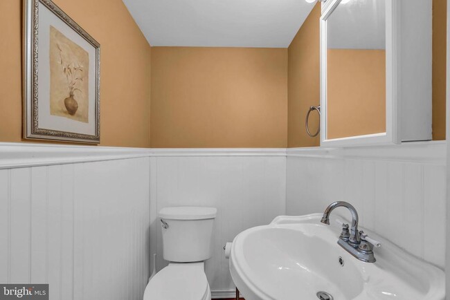 Building Photo - 721 Rancocas Ave