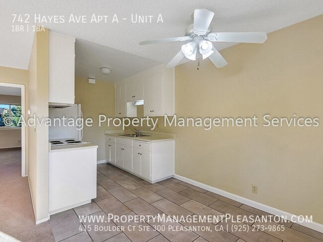 Building Photo - Large 1 bed/1 bath, 725 sq. ft off East Ave