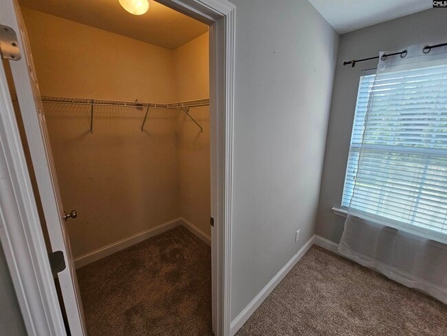 Building Photo - 135 Long Iron Ct